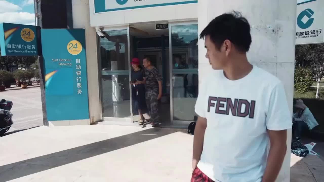 #陈翔六点半 #剧情 #意想不到的结局 ##看完不笑算我输 #因为一个片段看了整部剧