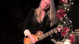 Video thumbnail of "''JEALOUSY'' guitar solo - JOANNE SHAW TAYLOR"