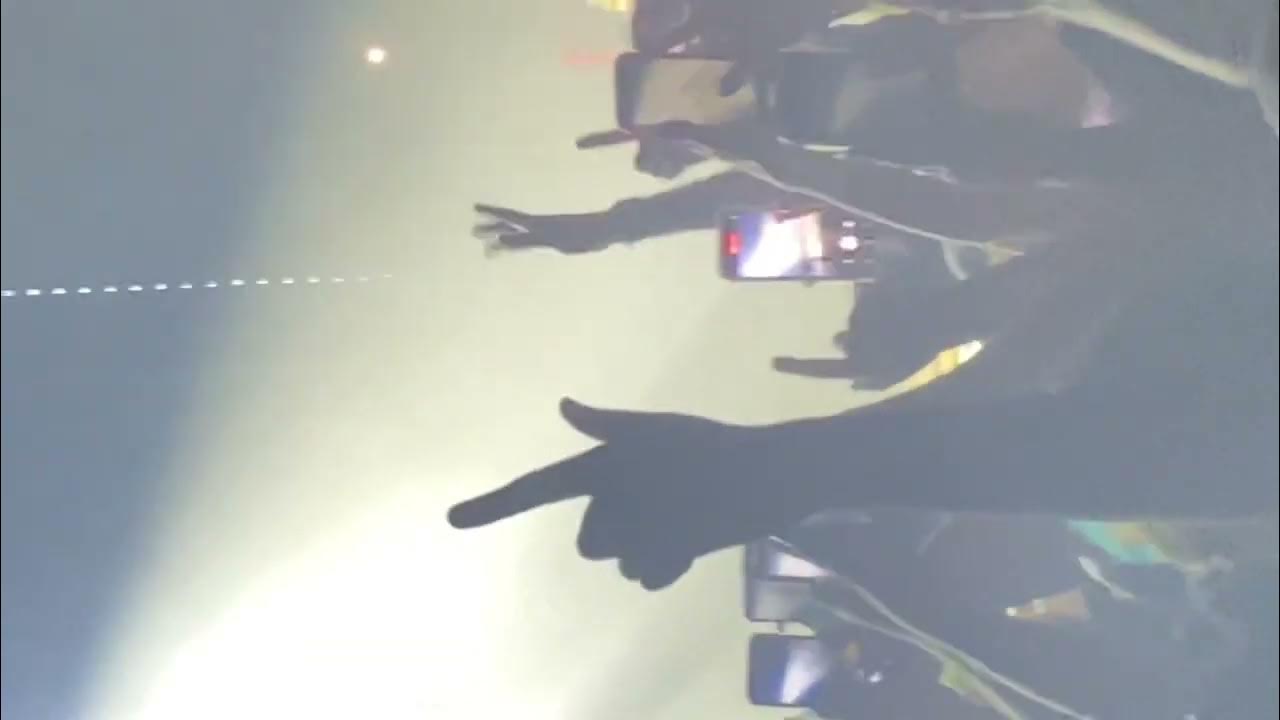 Charli XCX Lightning (live at Audio club, São Paulo Crash tour