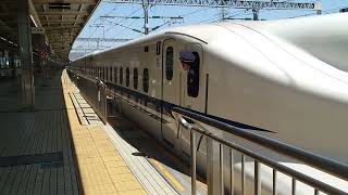 230409_040 小田原駅を出発する東海道新幹線N700系 X74編成(N700a)