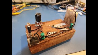 A bizarre transmitter without transistors or tubes