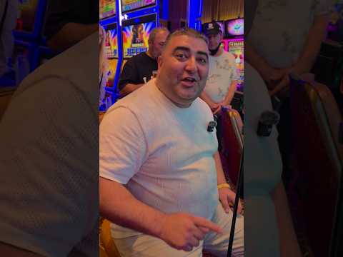 OMG I DIDN'T EXPECT THIS EPIC JACKPOT #shorts #jackpot #slots