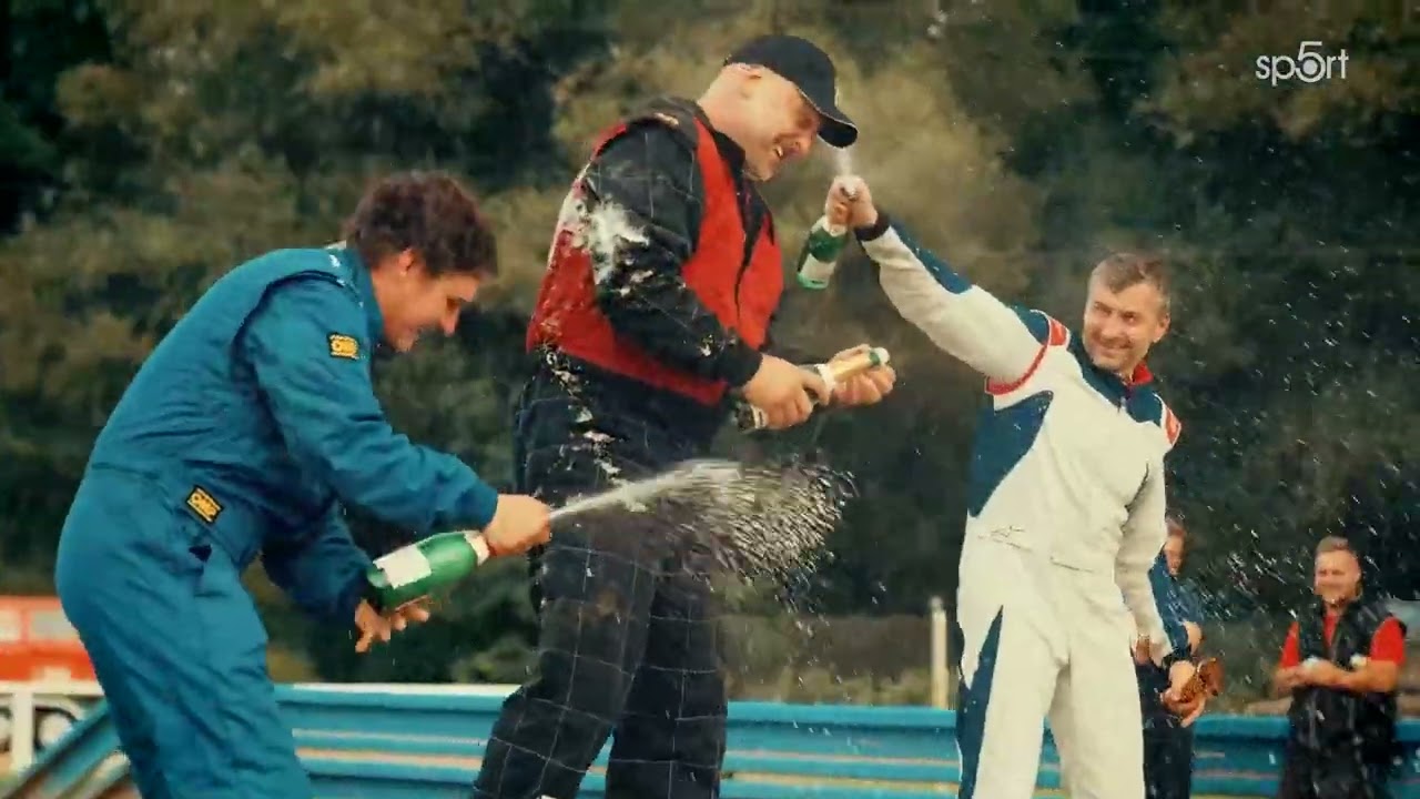 Špičkový rallycross okořeněný novým hitem