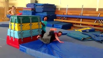 New Freerunning Moves (reverse kong to castback)