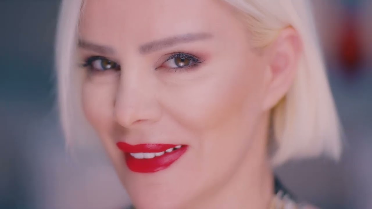 Ömür Gedik - Bi Bitmediniz (Official Video)