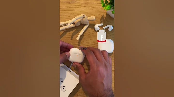 Airpods 4th generation charging wit Watch charger vs no ANC #apple #airpods4 #airpods #shorts #short