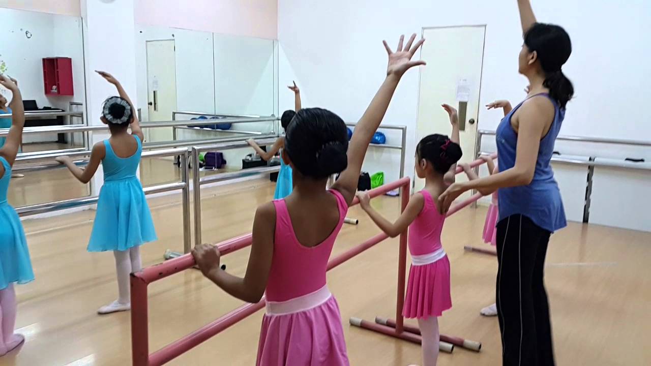 twinkle toes ballet and music academy