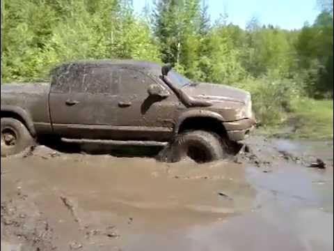Грязевые покатушки на внедорожниках