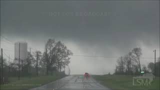 03-17-2021 Tuscaloosa, AL - Tornado close range with large debris thrown in the air