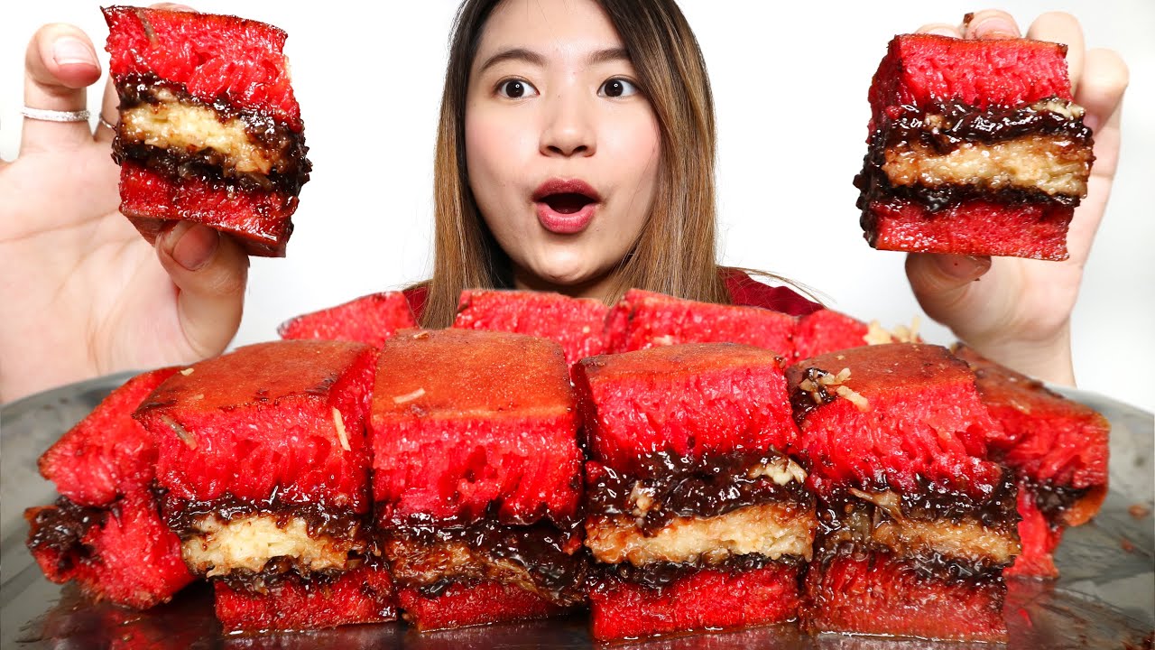 MUKBANG MARTABAK MANIS RED VELVET COKLATKEJU || LUMERR DIMULUT