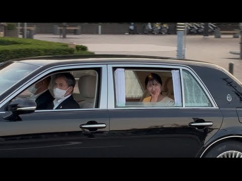 愛子さま 鳥羽水族館への御車列 鳥羽駅前