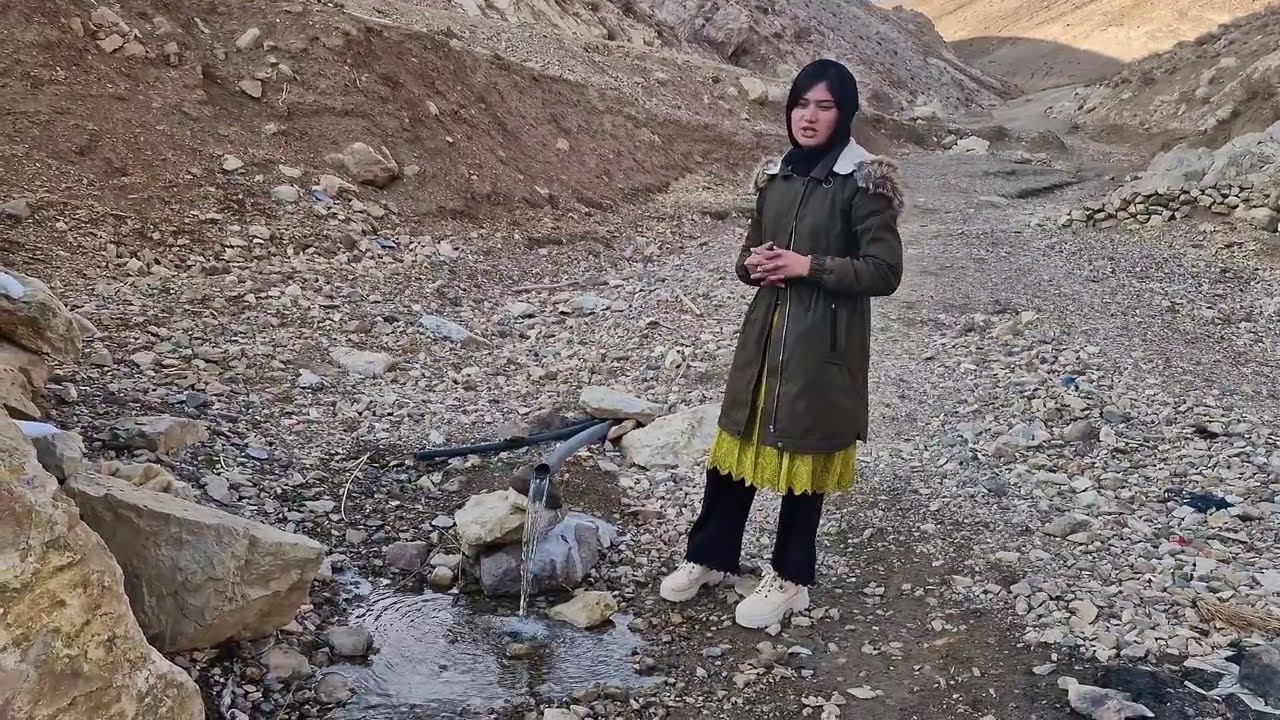 سرچشمه گرم آب بسيار زيبا و دیدنی با هم بیننده باشیم