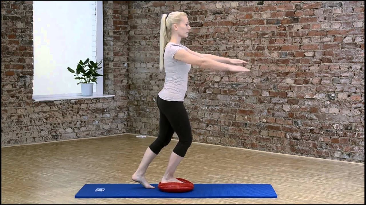 Navaris Balancekissen Ballsitzkissen mit Luftpumpe Balance Unterlage Kissen Sitzkissen R/ücken Training Noppen und Glatt