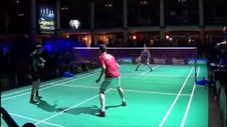 Lee Chong Wei et Taufik Hidayat face à Peter Gade et Viktor Axelsen