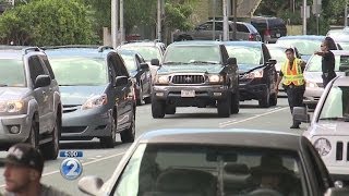 Honolulu police crack down on electronic device ban