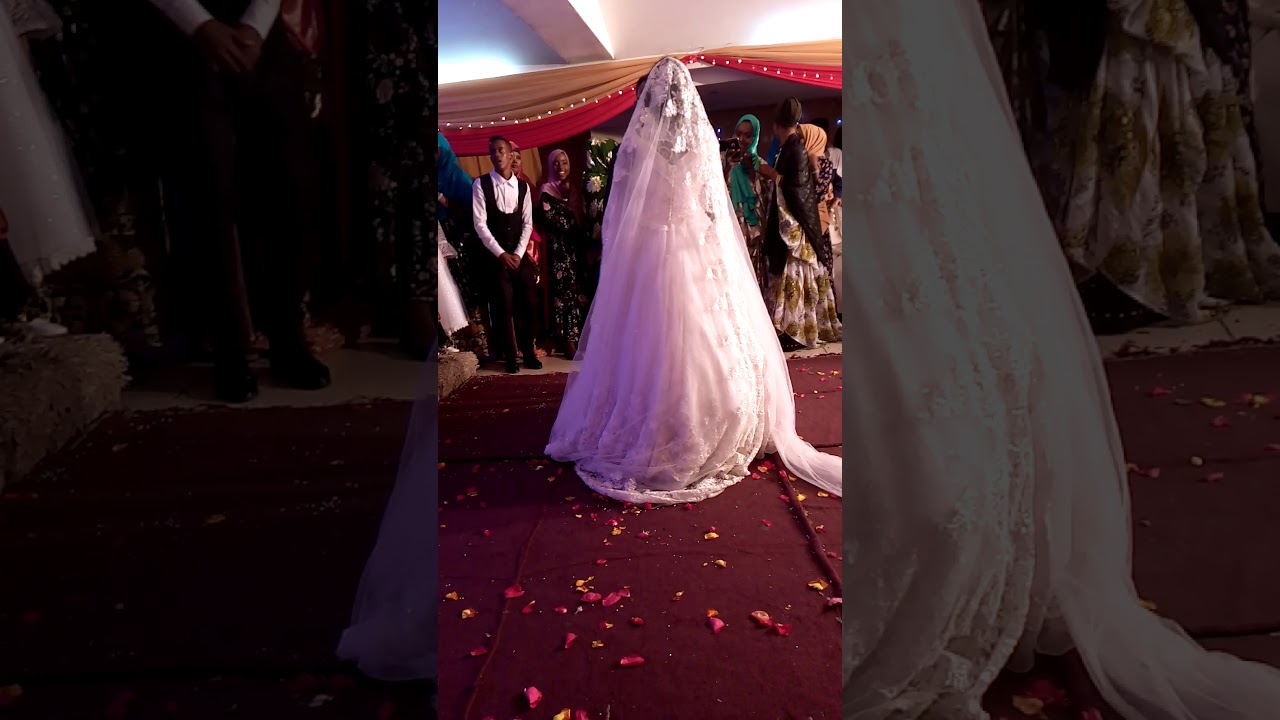 Alf Mabruk wallky Moha iyo dumashi naflsa isku waara  abid