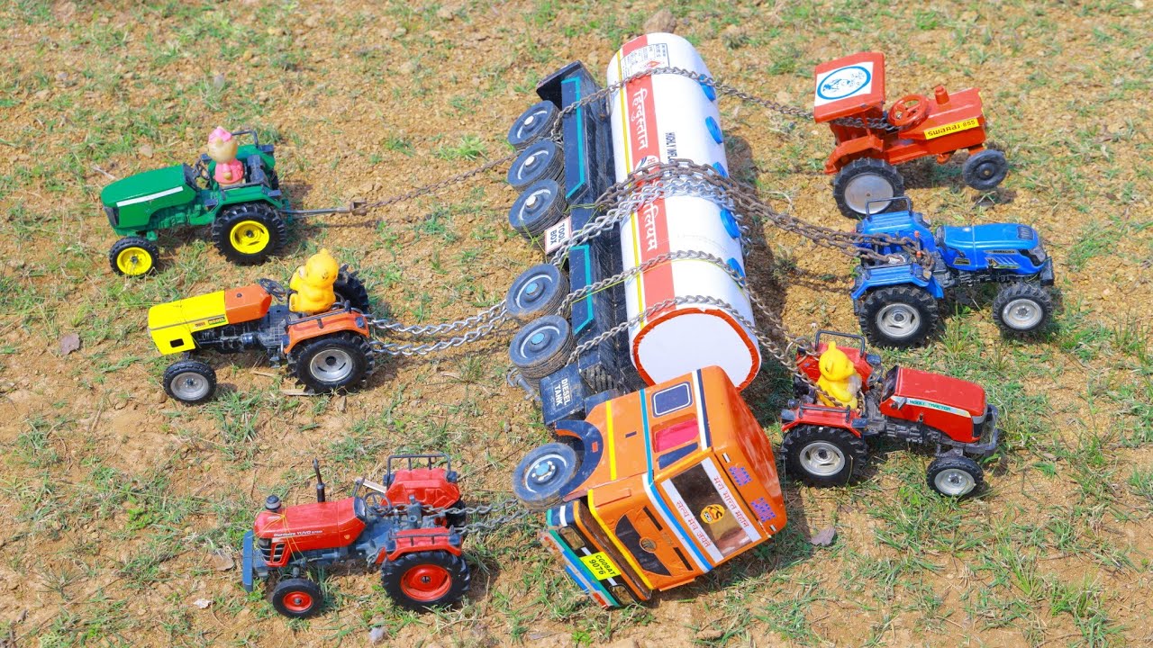 Dump Truck Heavy Loading Petrol Tanker Accident Pulling Out Swaraj HMT Ford Eicher Tractor ? CS Toy