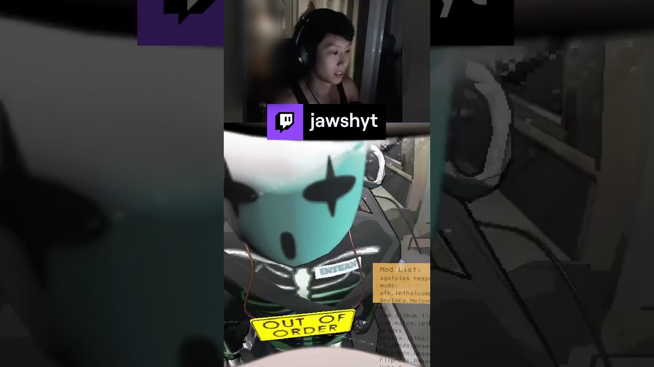 What does this button do? monkaS - Lethal Company #lethalcompany #twitch #funny