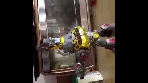 Grimlock transformation (stop motion)
