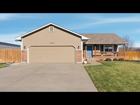 1224 E Ridgeview Ct, Clearwater, KS home video tour
