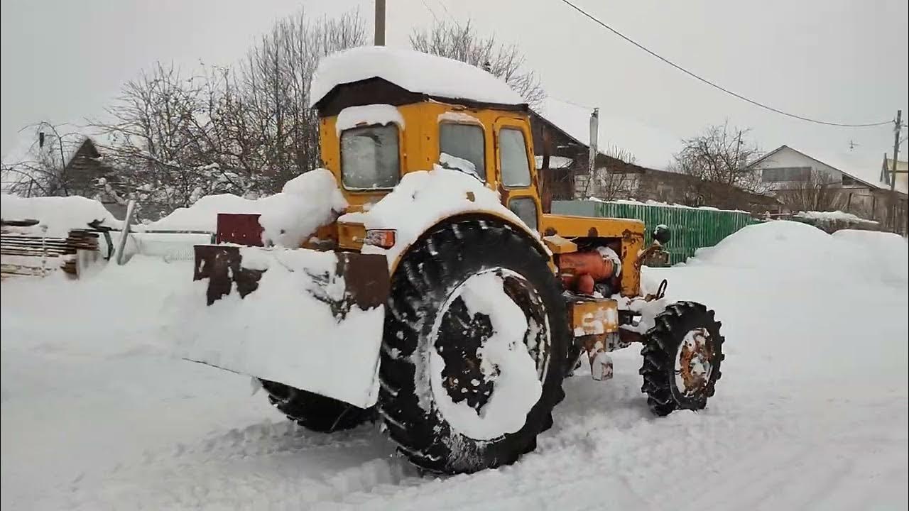 Трактор т 40 ам чистка снега. Т40 трактор чистит снег. Т 40 чистит снег. Т 40 чистит снег. Трактор т 40 ам чистка снега.