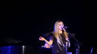 Avril Lavigne -- "Breakaway"