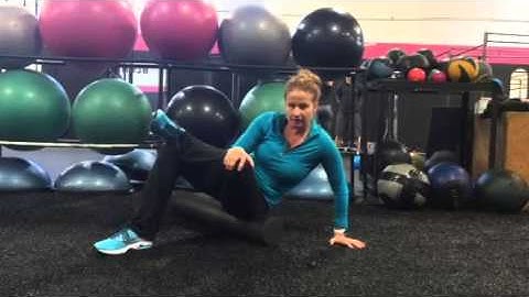 Foam Rolling: hips, quads, glutes and hamstring basics