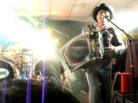 La chona los tucanes de tijuana acordes
