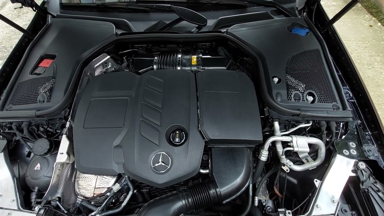 Mercedes Benz W213 220D 2018  OM654 engine sound idle