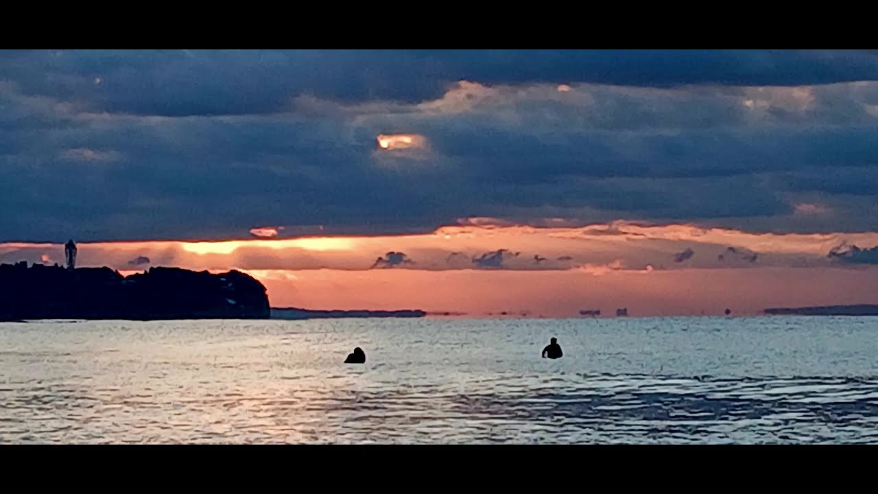 初日の出 – 茅ヶ崎夕陽美術館 Chigasaki Sunset Museum 茅崎夕陽美術館