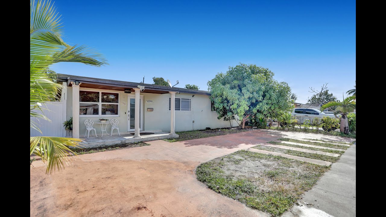 FOR SALE 449,000.00 4599 E 9th Ln, Hialeah, FL Bella Mar Real