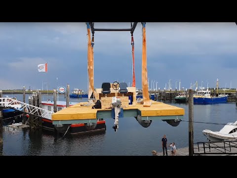 Video: Hoe Maak Je Een Vlot Van Riet?