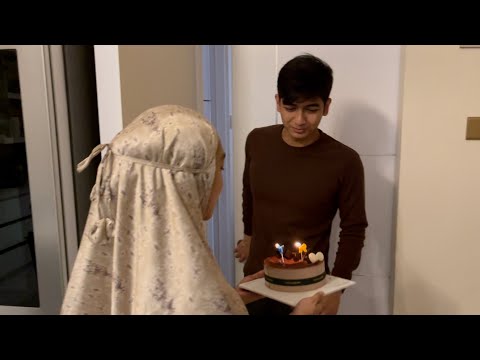 Video: Bagaimana Cara Mengejutkan Seorang Pria Di Hari Ulang Tahunnya