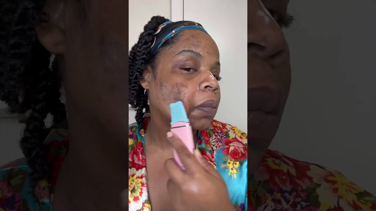 Deep Pore Cleaning with Ultrasonic Skin Spatula🌸 link in channel description🫶🏽