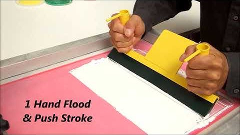 TheEZGrip Squeegee How to Flood, Push & Pull