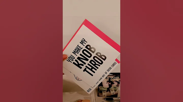 Discover surprise gifts: candles & mugs