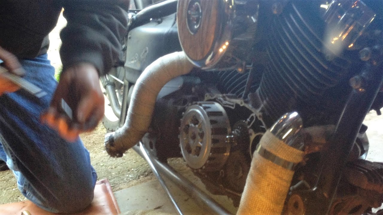 replacing clutch on 2000 vstar 650 YouTube