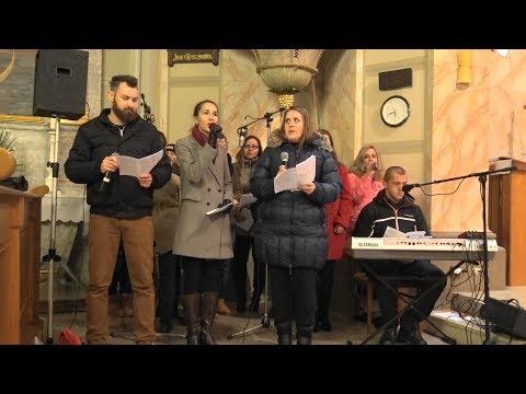 Video: Rodiče řeknou Svému Synovi, že Dostane Nové Srdce