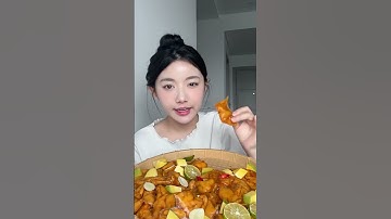 Những người nổi tiếng nói gì về chân gà bà Tuyết