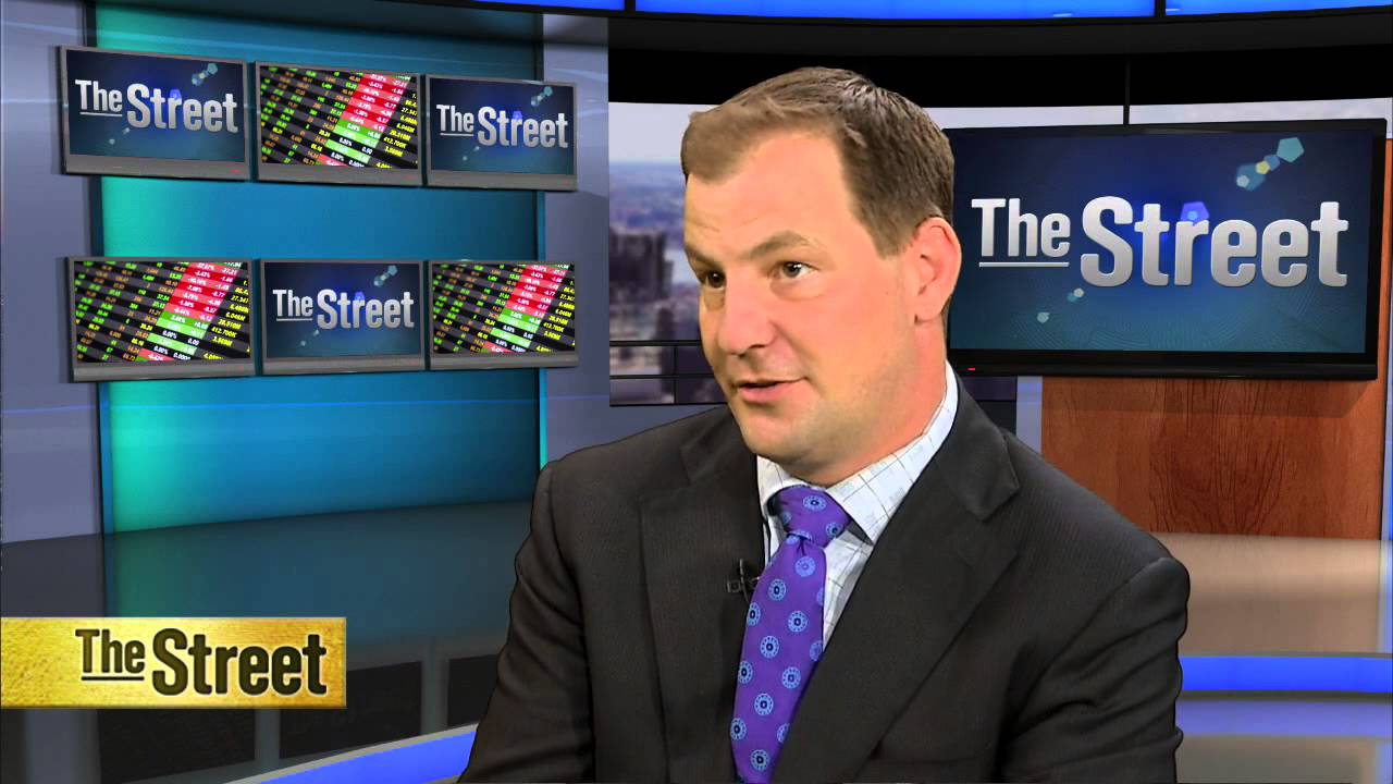 Liquid Alternatives, Dividends Will Lead Way in Overpriced Market