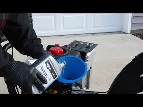 Video: Vilken olja använder en Briggs och Stratton?