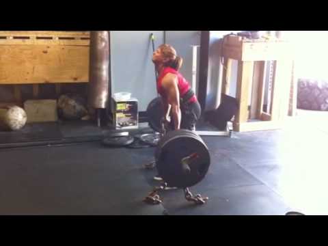 Trish Martin Pulls 315 with 70lbs of chain