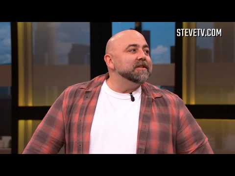 steve-harvey-and-duff-goldman-make-homemade-oatmeal-cream-pies