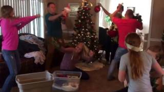 The Mannequin Challenge meets the Harlem Shake: Christmas Edition