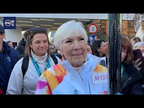 ゲイル ミラー 2026年大会に向けてミラノでオリンピック聖火を運ぶ 