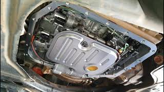 Toyota Corolla 1.8 2009 - Troca do Filtro e Fluído da Transmissão Automática (com máquina)