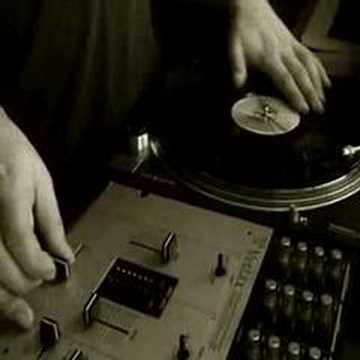 DJ ULI G - Scratch Tutorials - FOrwards & Backwards