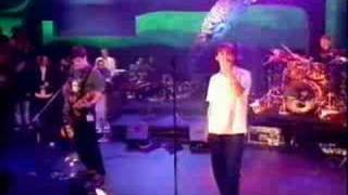 Blur - Stereotypes (Live Jools Holland)