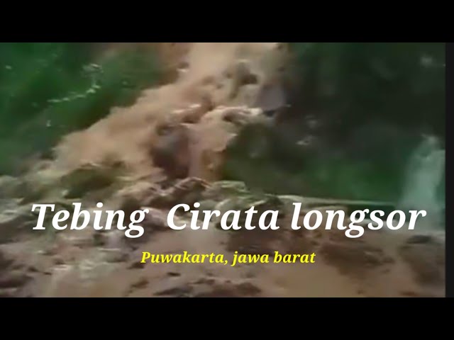 Jalan penghubung antar kecamatan maniis - plered bendungan Cirata longsor class=