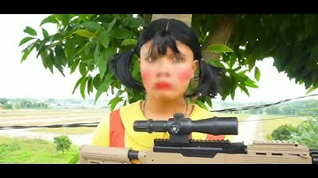 Squid Game (오징어 게임) vs Scary Teacher 3D Trying Honeycomb Candy Shape Challenge